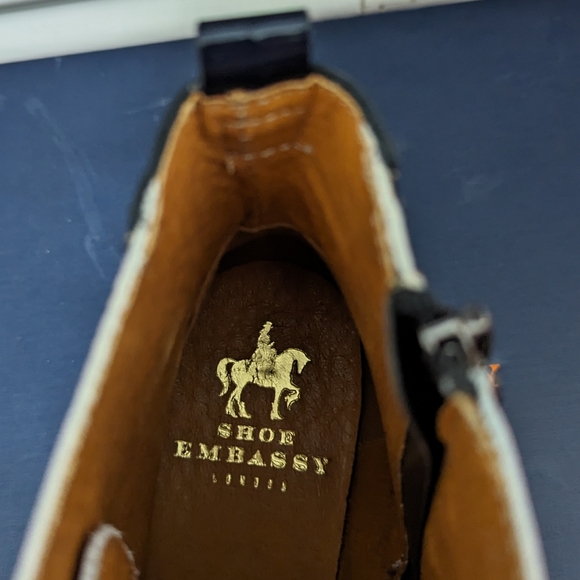 New Embassy London Hatter Boots. - Picture 7 of 11